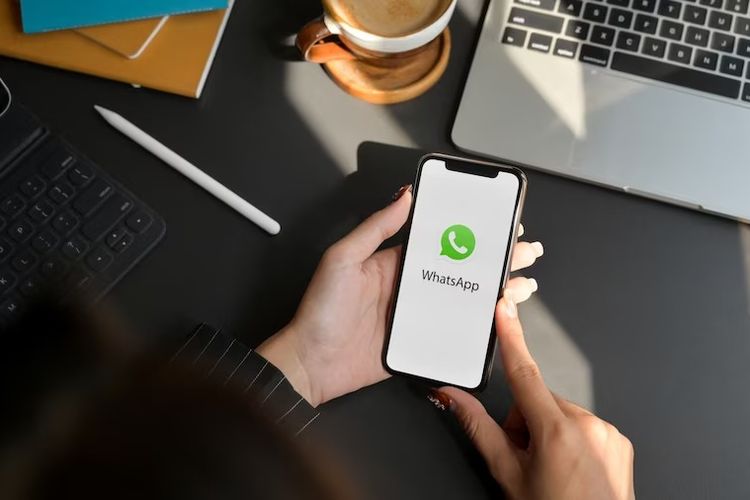 Cara Membuat Channel WhatsApp Sendiri di HP