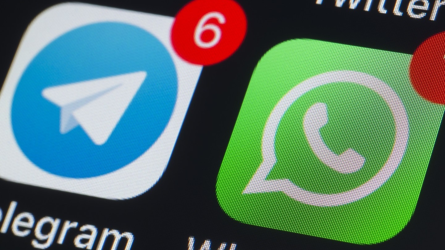 Membandingkan Saluran WhatsApp dan Channel Telegram, Apa Saja Bedanya?