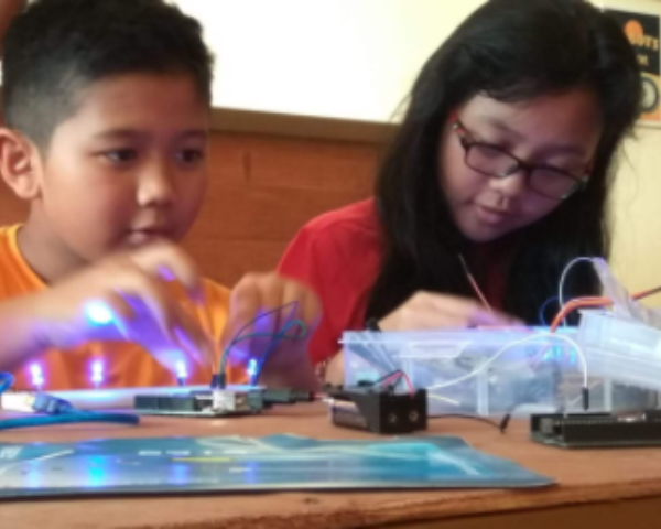 Membuat Lampu Taman Otomatis